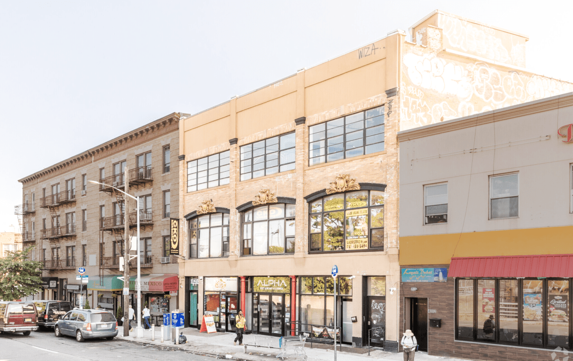 Astoria Blvd Retail Building For Sale | ERG Commercial Real Estate